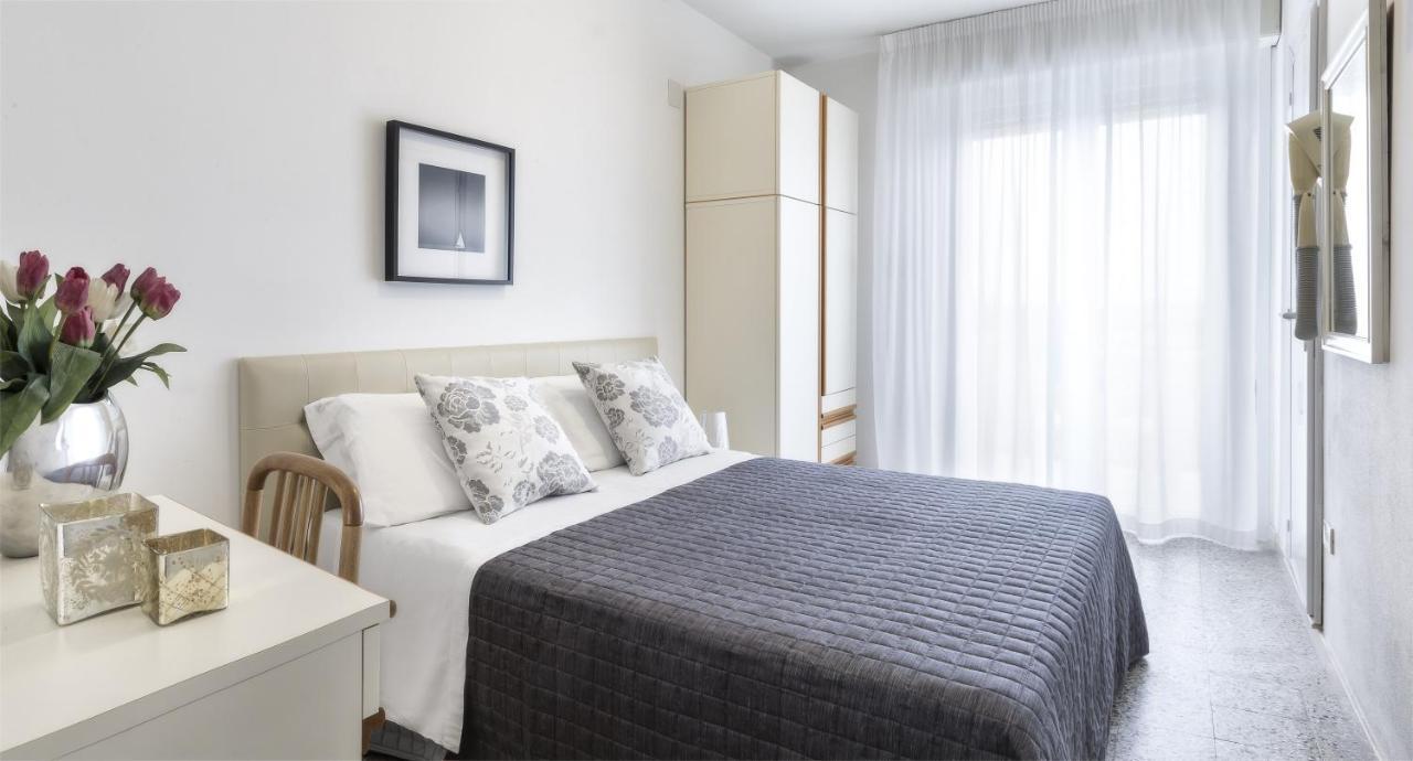 Hotel Carignano Riccione Esterno foto